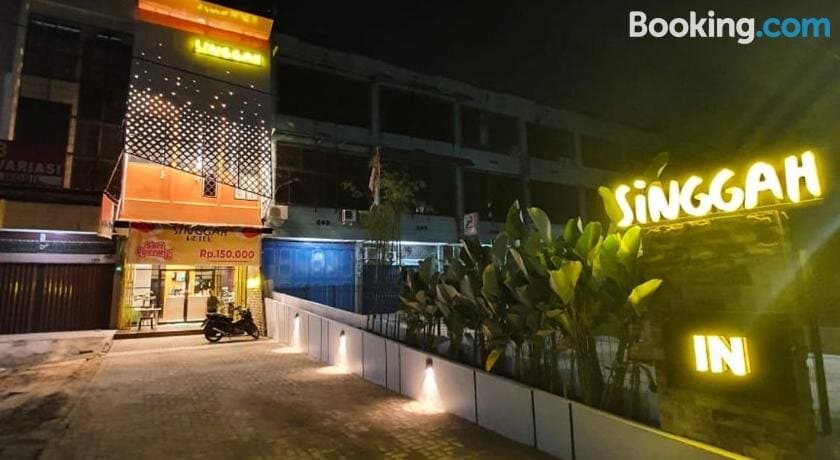 restaurant