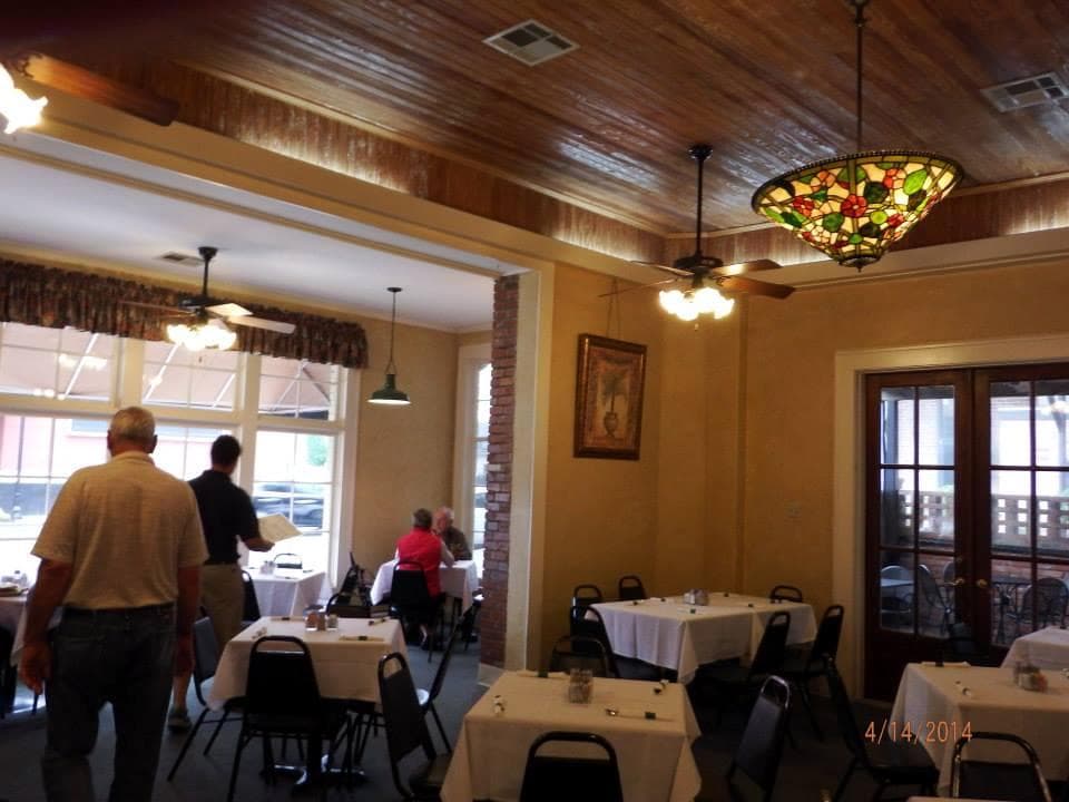 restaurant