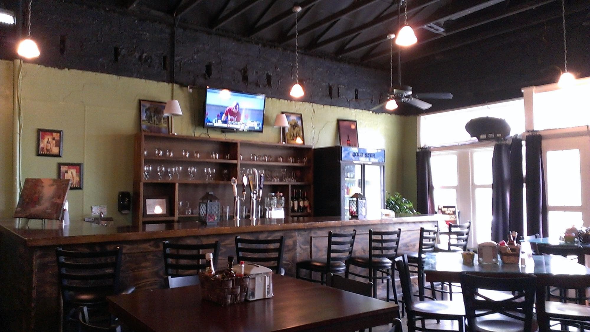 restaurant