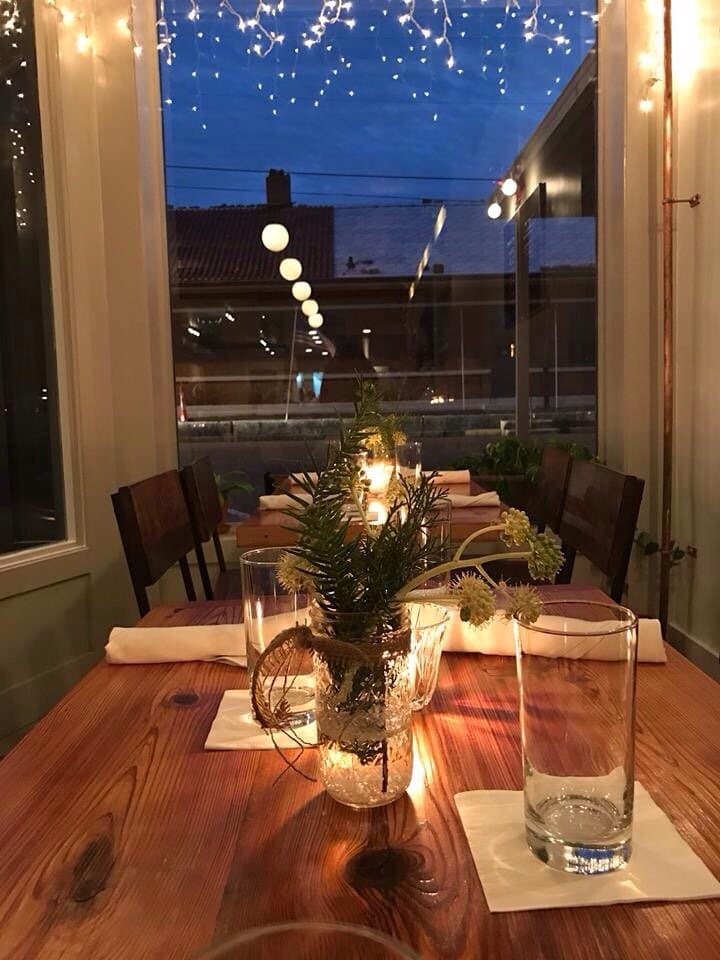 restaurant