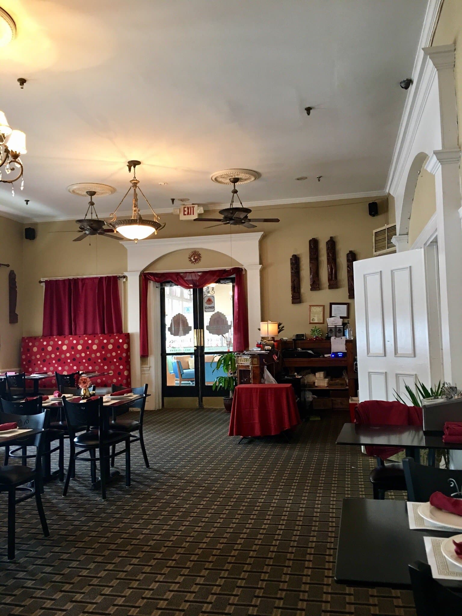 restaurant