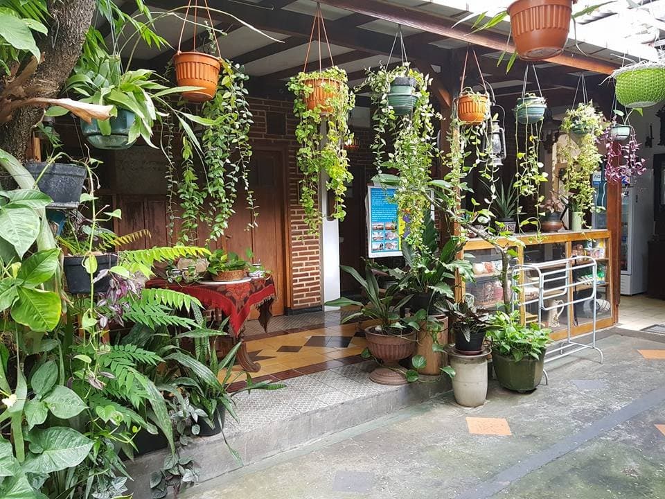 restaurant
