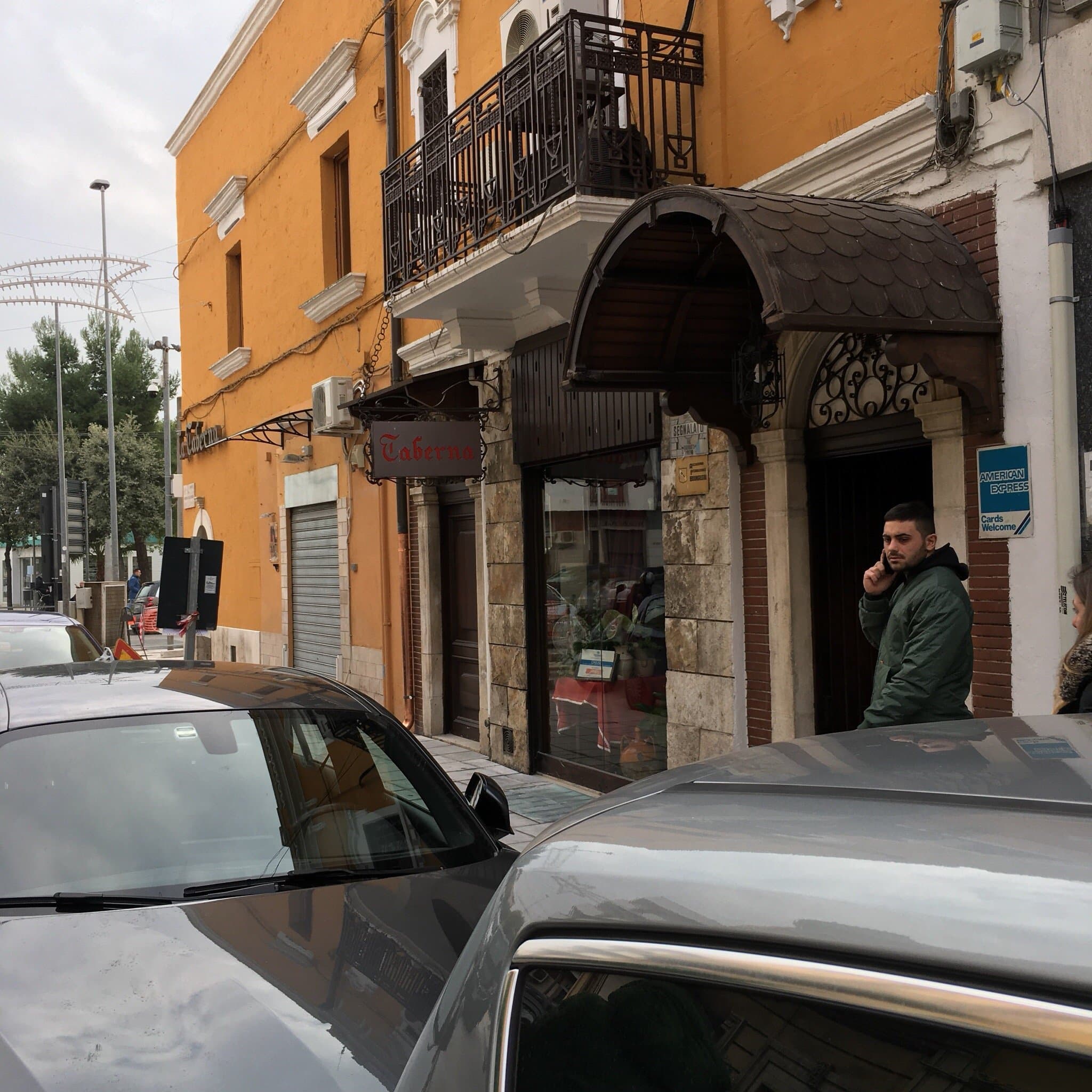 restaurant