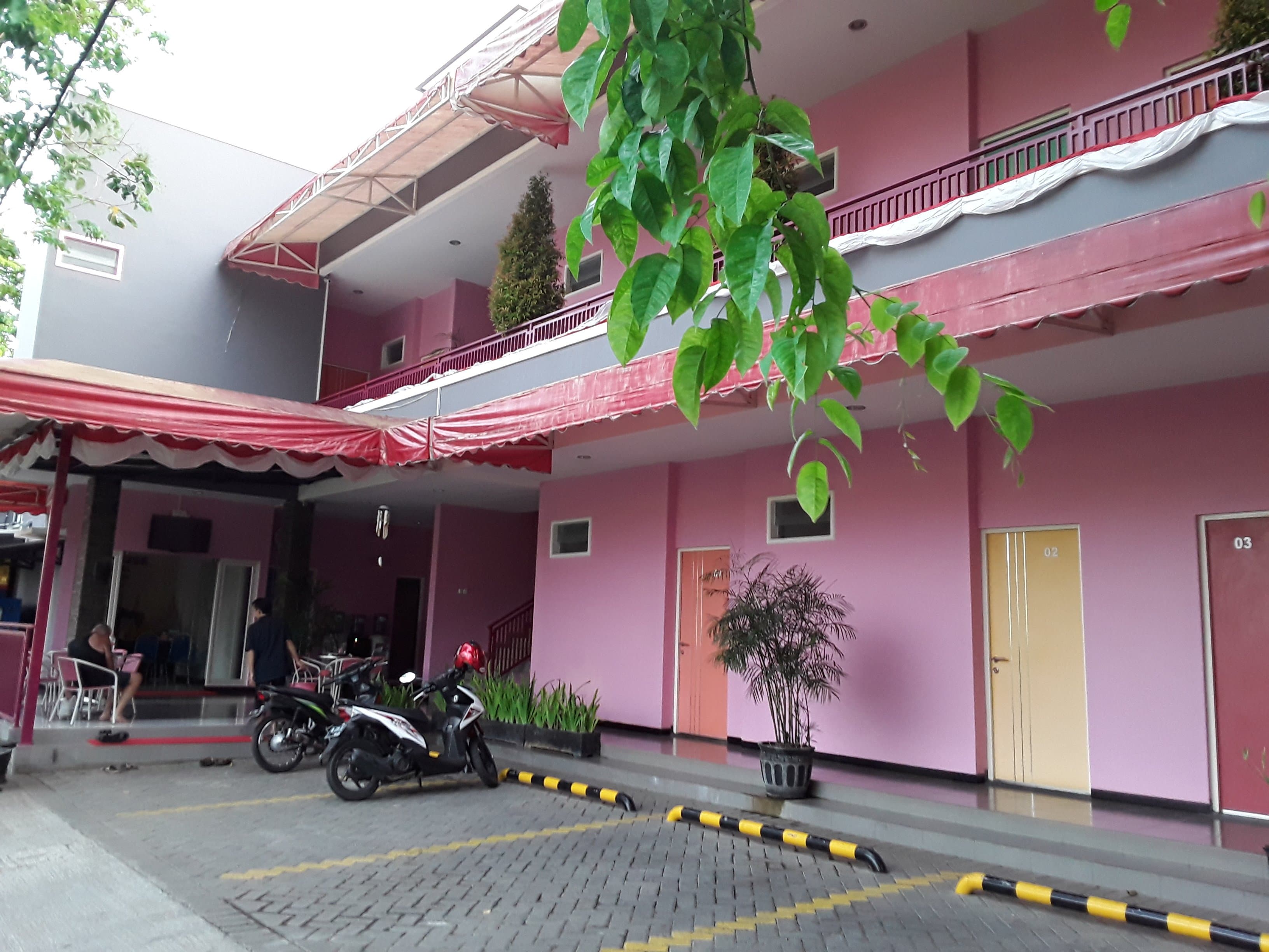 restaurant