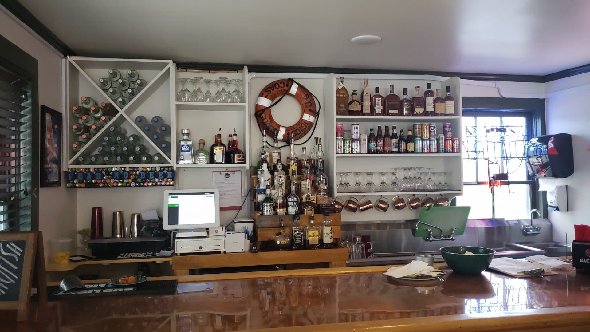 restaurant