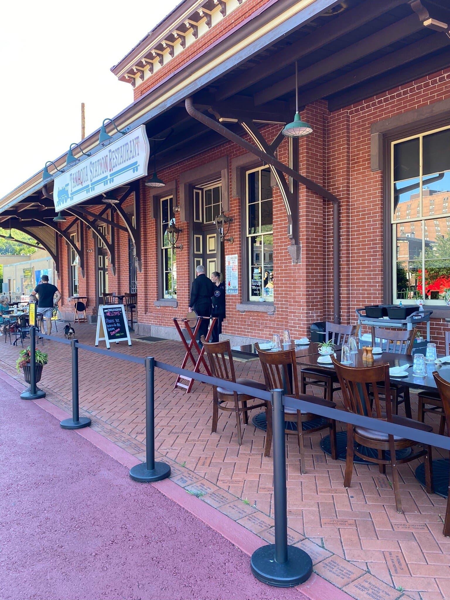 restaurant