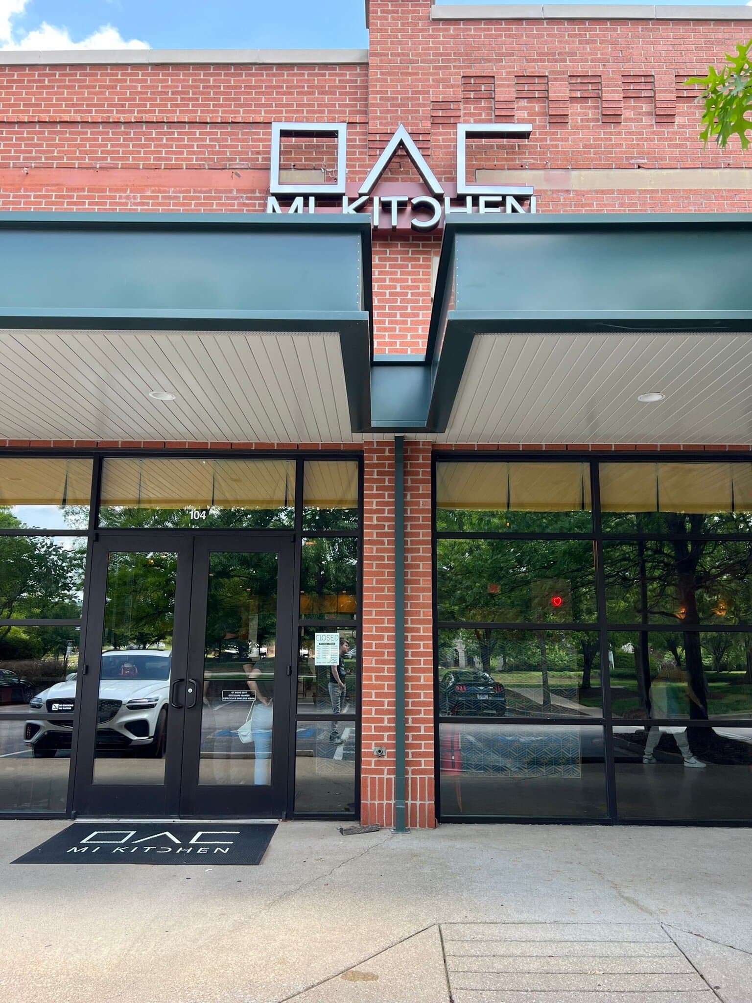 restaurant