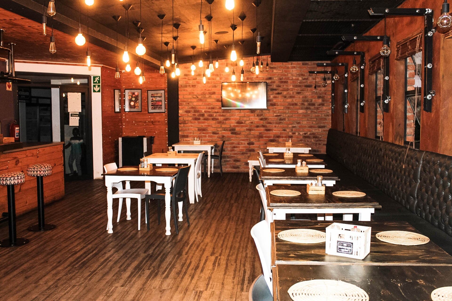 restaurant