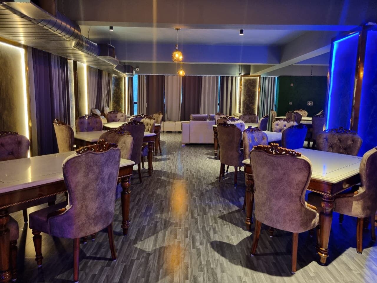 restaurant