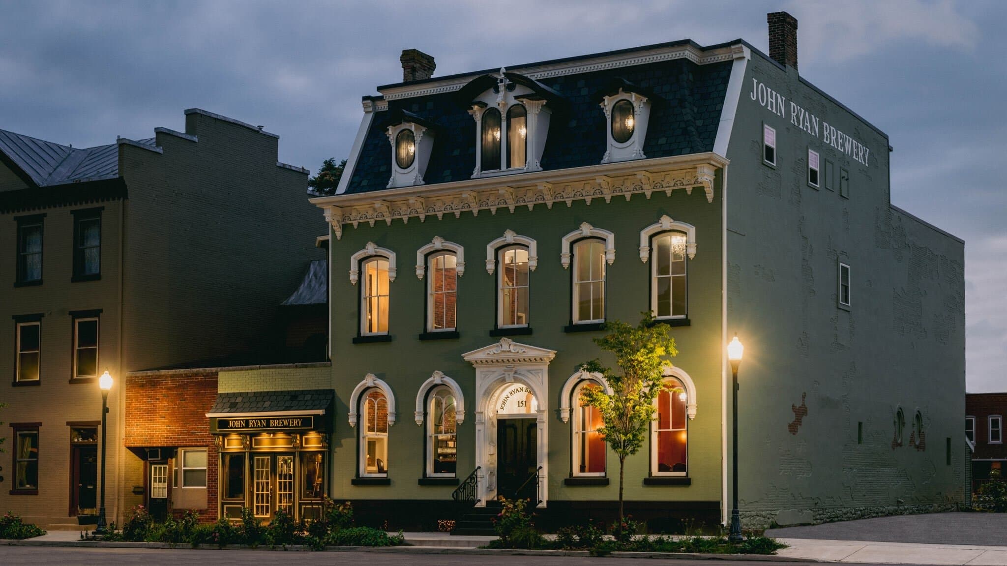 restaurant