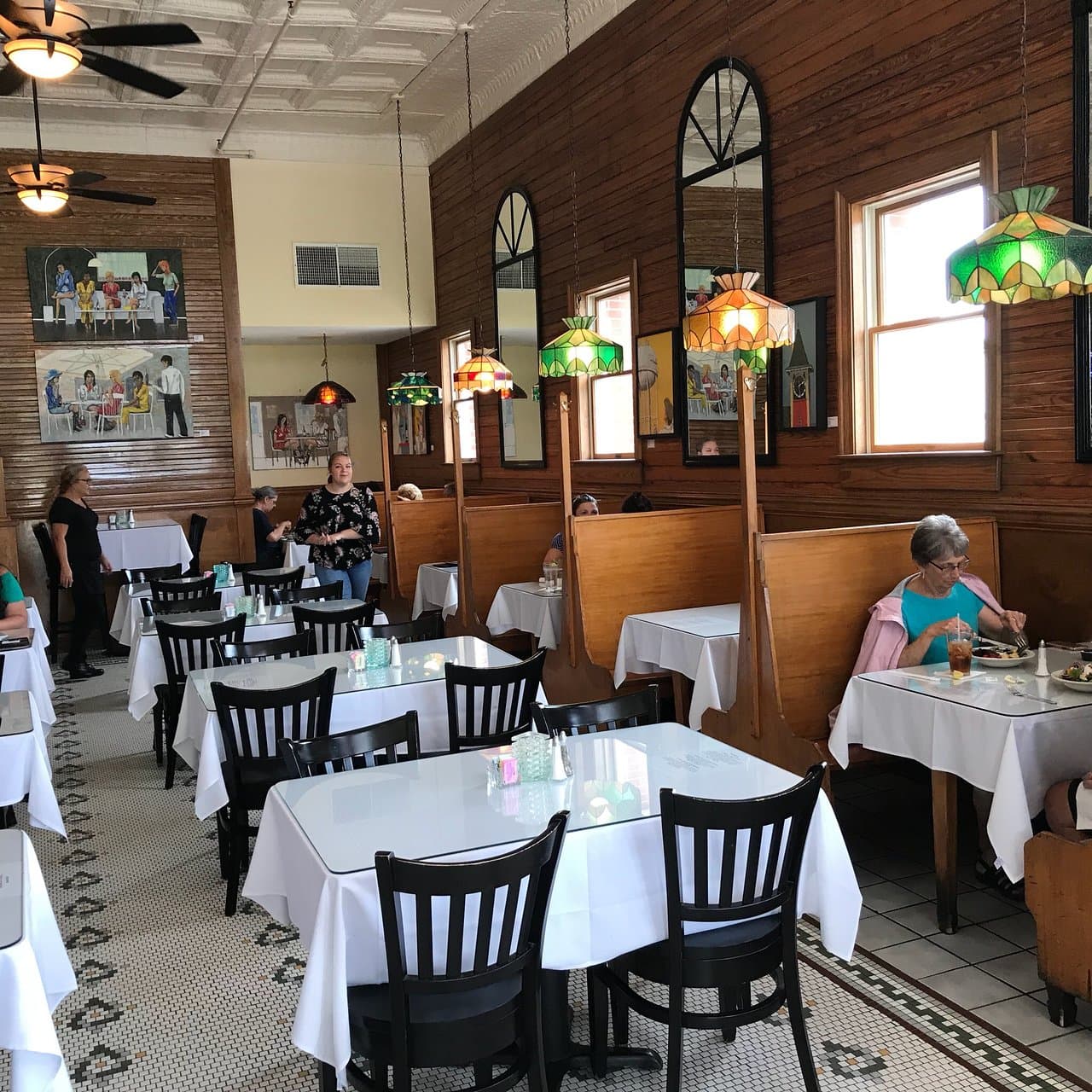restaurant