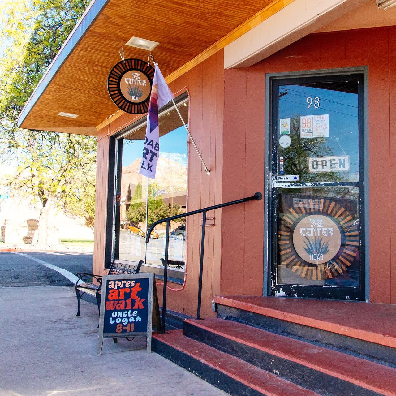 restaurant