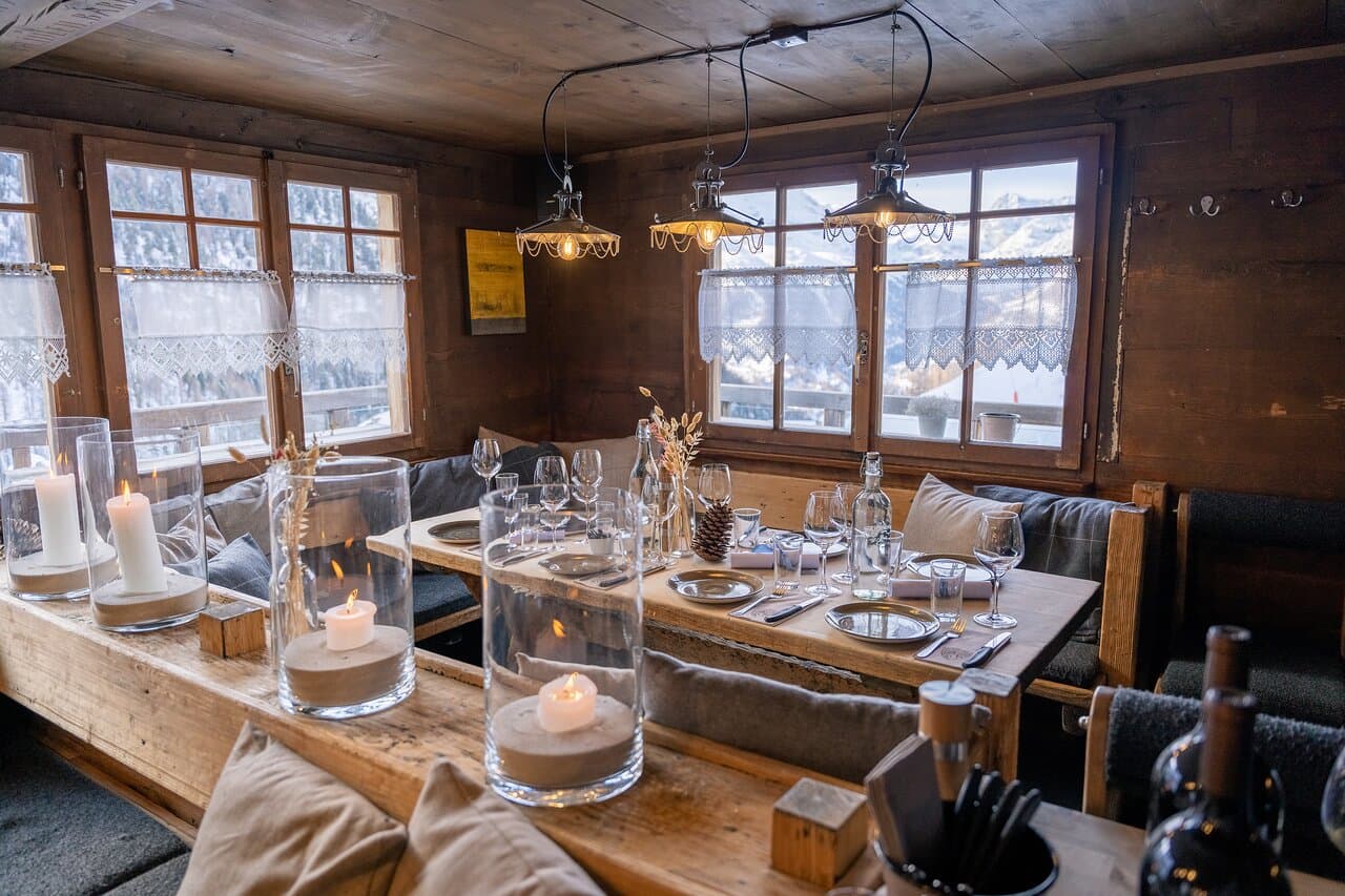 restaurant