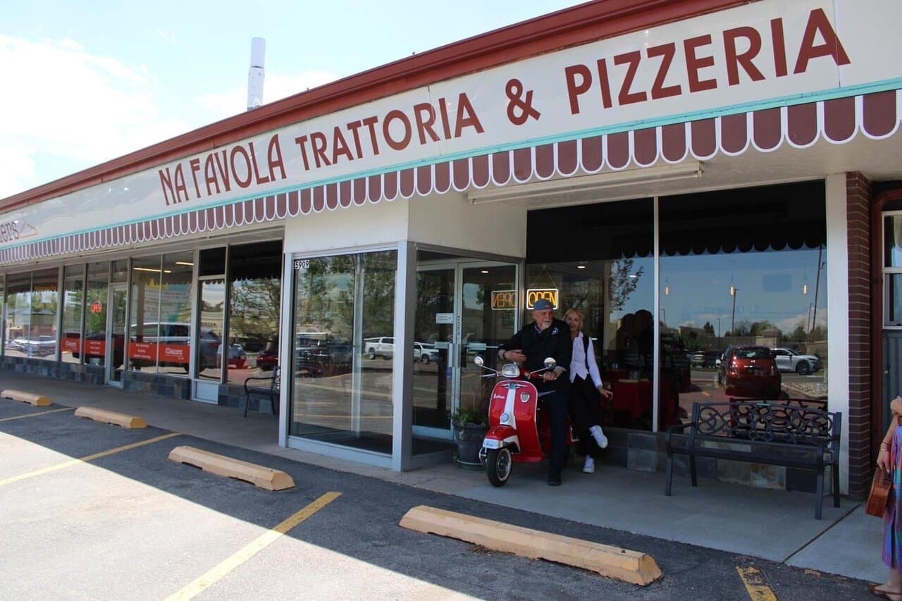 restaurant