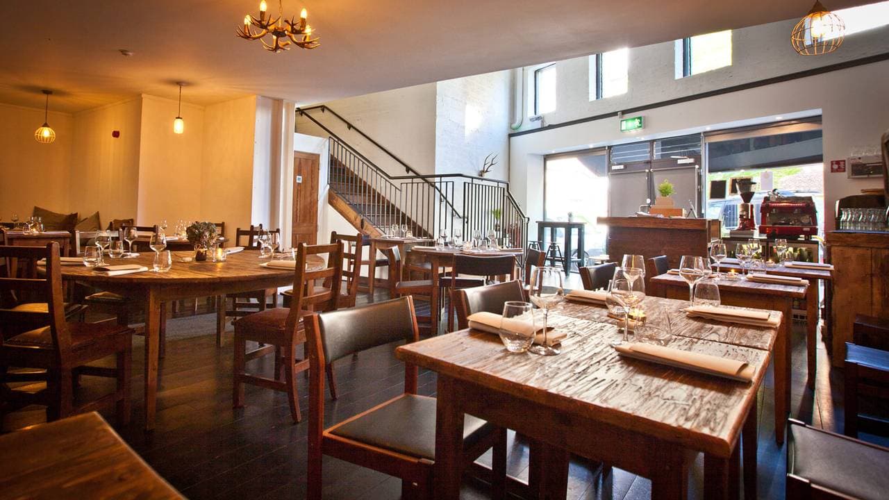 restaurant