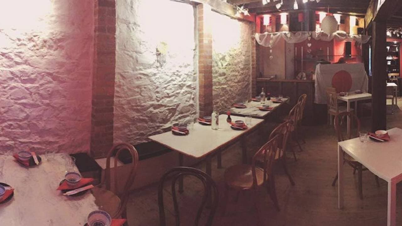 restaurant