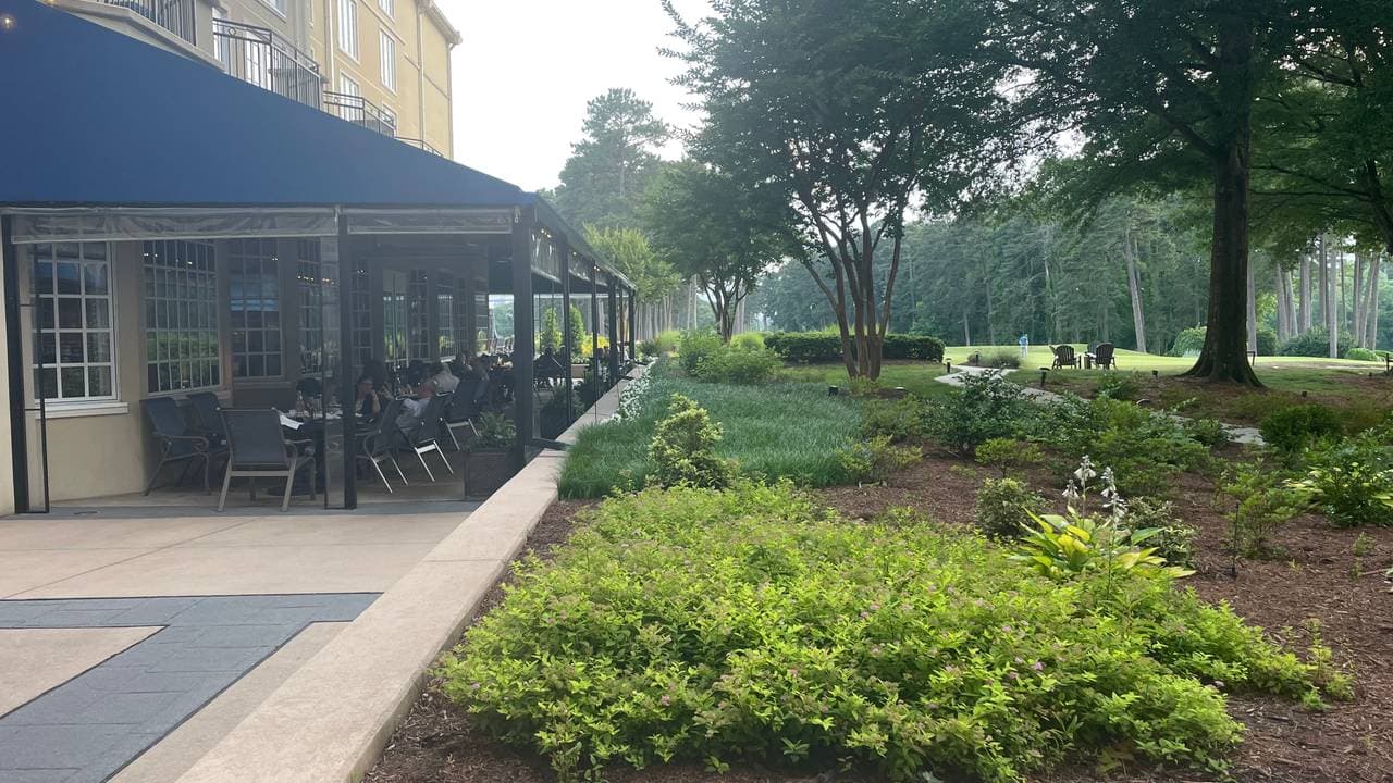 restaurant