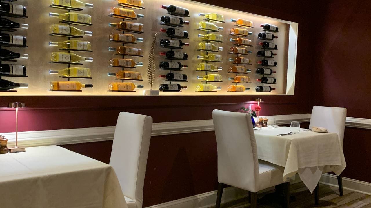restaurant