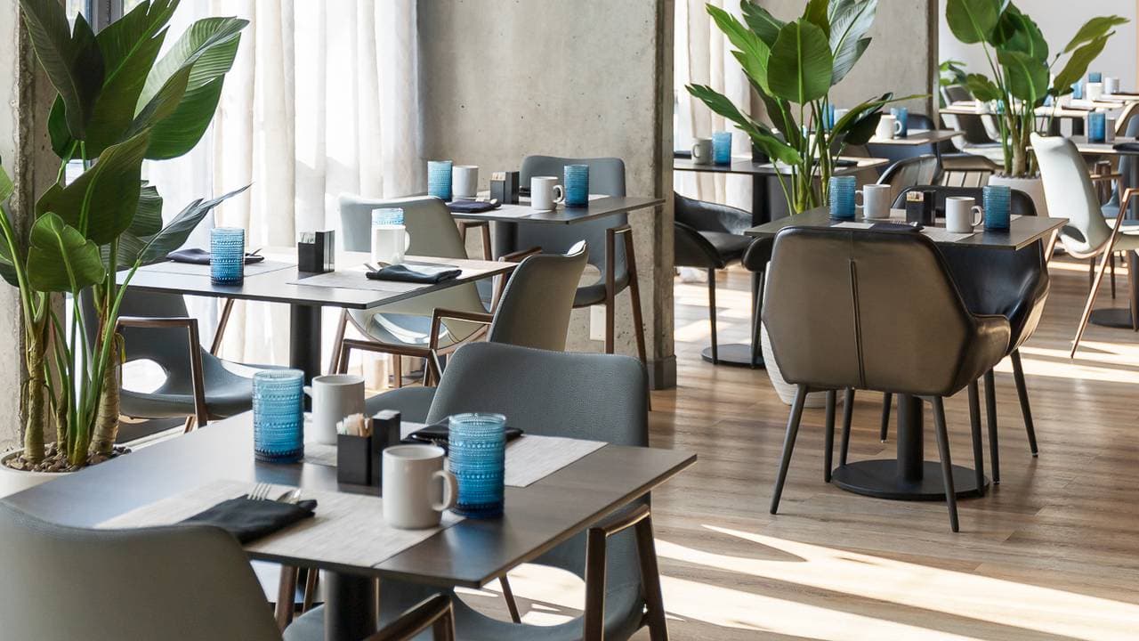restaurant