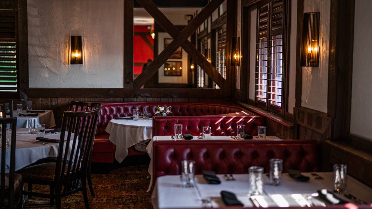restaurant