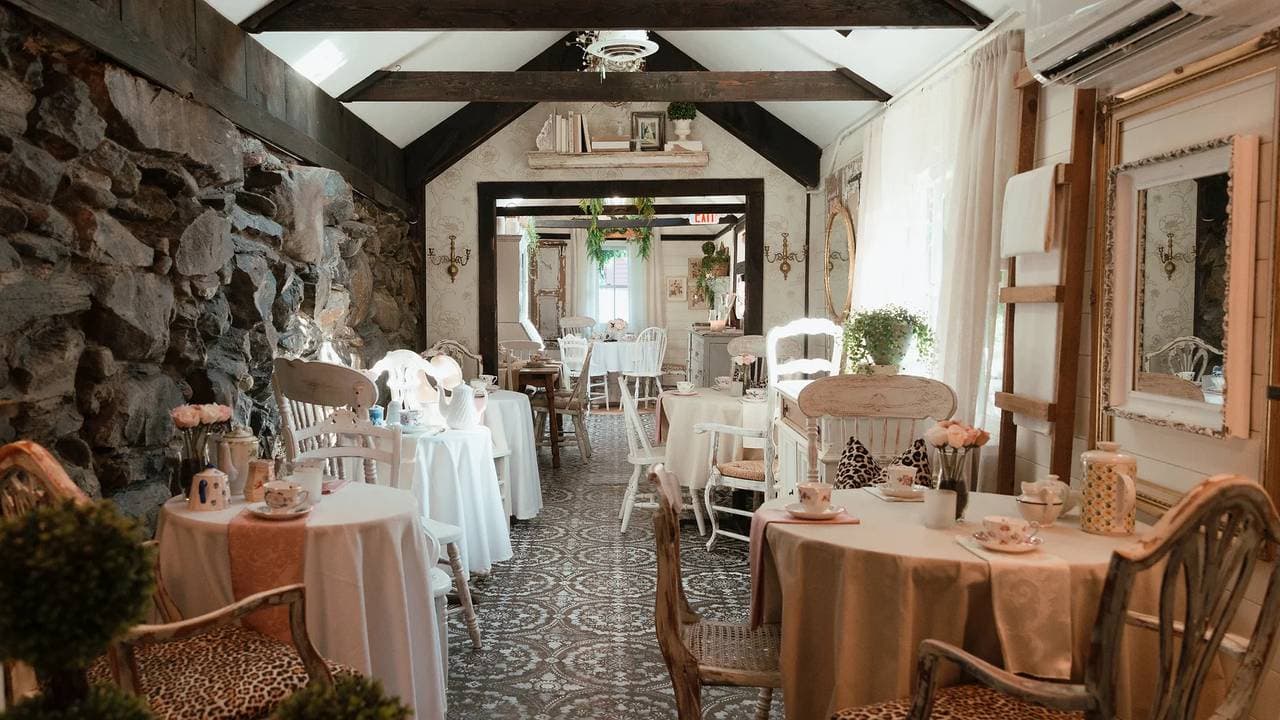 restaurant