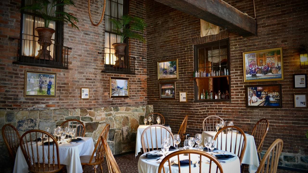 restaurant