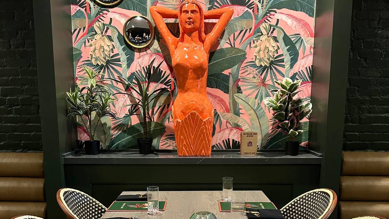 restaurant