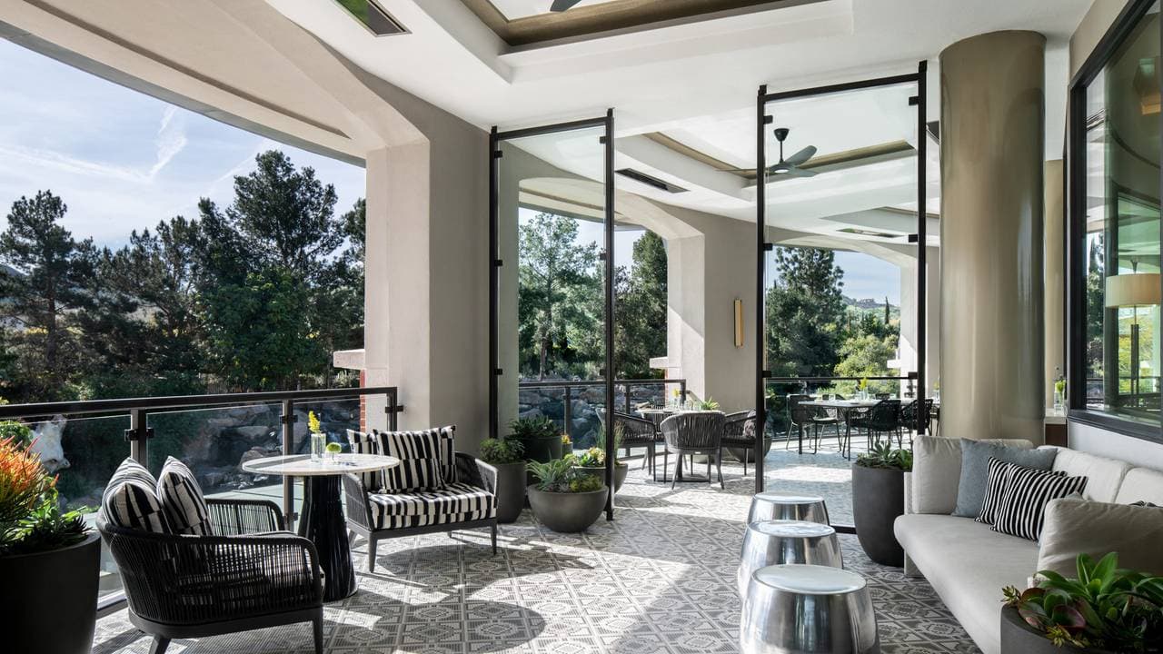 restaurant