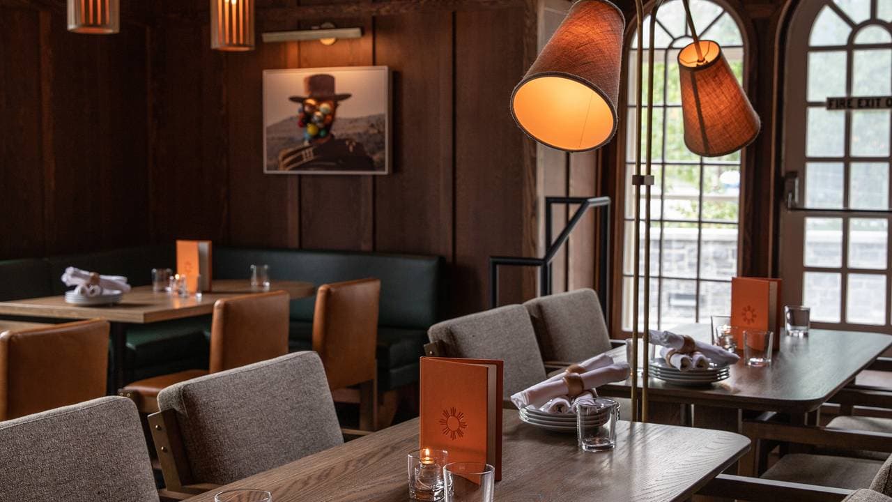 restaurant