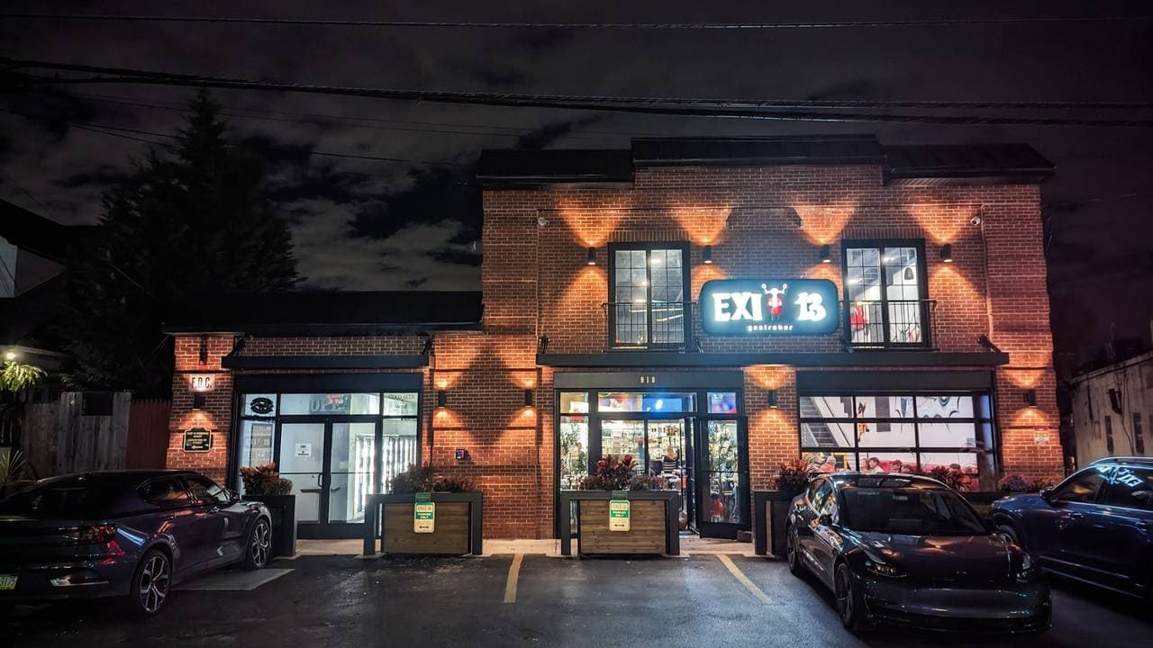 restaurant