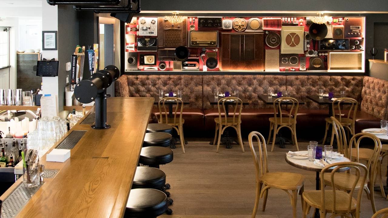 restaurant