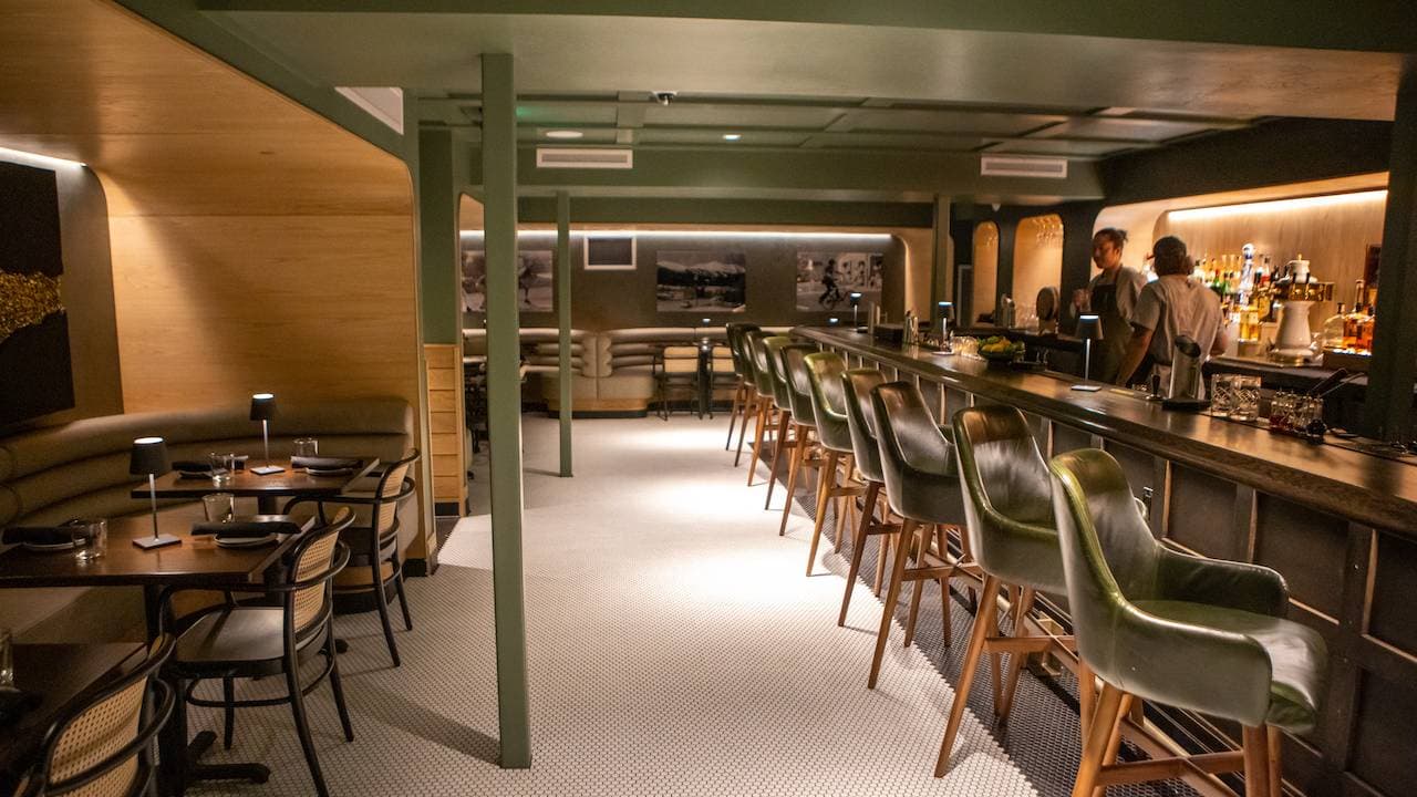 restaurant