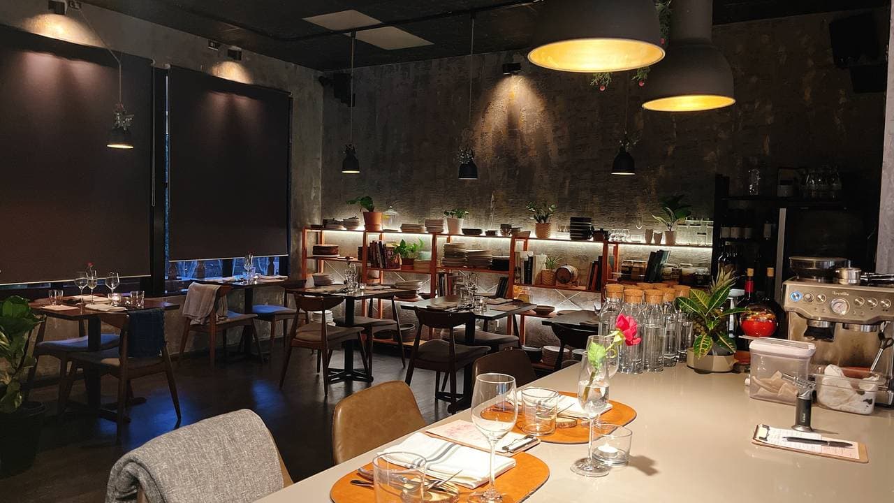 restaurant